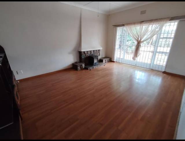 4 BEDROOM HOUSE FOR SALE IN DAWNVIEW